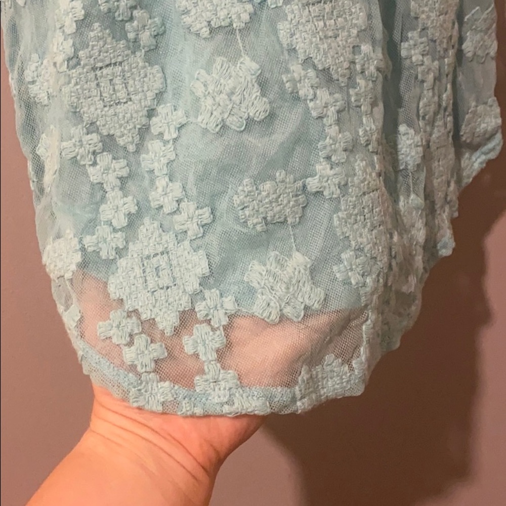 Embroidered tank - Picture 3 of 4